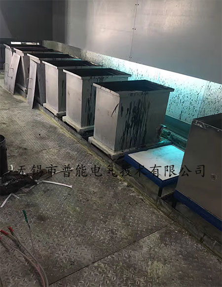 加熱水槽1.jpg 加熱水槽1.jpg