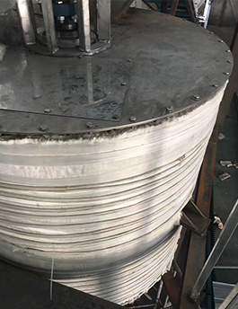 反應(yīng)釜1.jpg 反應(yīng)釜1.jpg